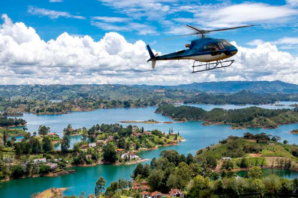 guatape-helicoptero-ec-transportes.jpg